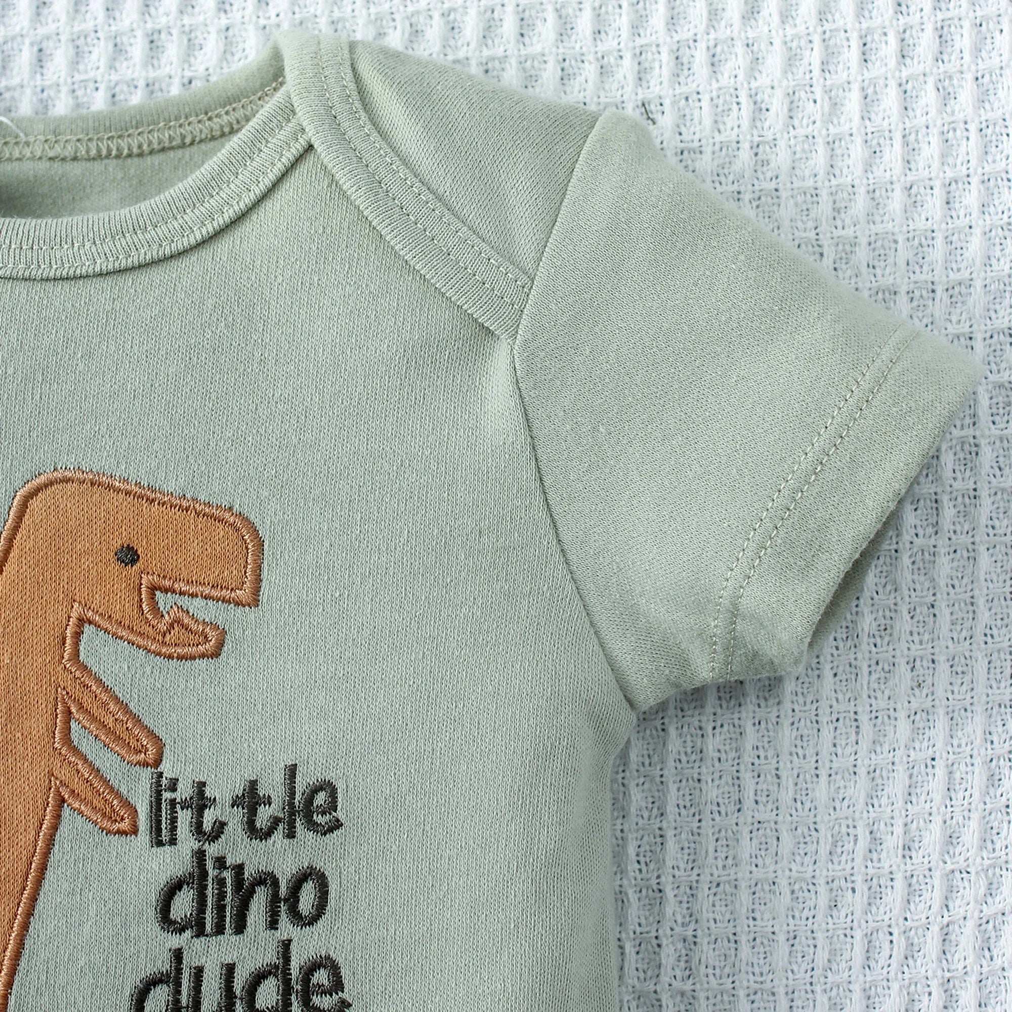 3PCS Summer Baby Bodysuit Three piece Set with Cartoon Dinosaur Pattern and Stripe Pattern Button Design for 0-9 Months Old Boys Econic Blanks